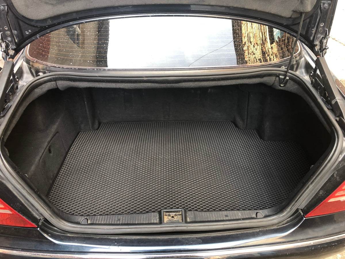 Trunk mat (Short, EVA, black) for Mercedes S-class W220 - Reelken Auto