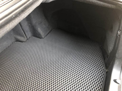 Trunk mat (Short, EVA, black) for Mercedes S-class W220 - Reelken Auto