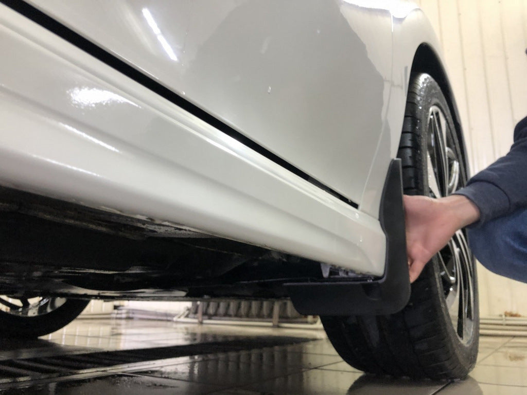 Original Mud Flaps Premium 2018-2020 (USA, SE/XSE) (Set of 4) for Toyota Camry 2018-2023 - image 2