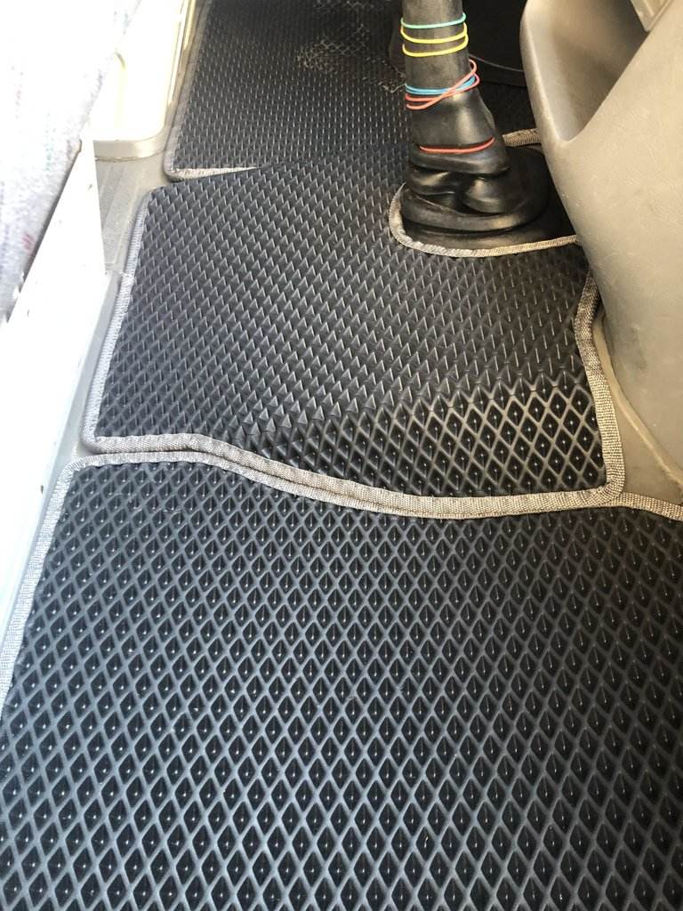 EVA mats (black) for Volkswagen LT 1995-2006 - Reelken Auto