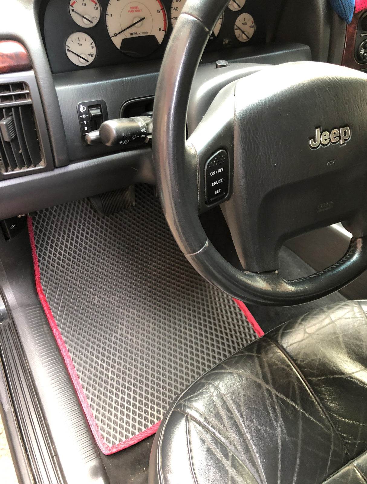 EVA mats (black) for Jeep Grand Cherokee WJ 1999-2004 - Reelken Auto