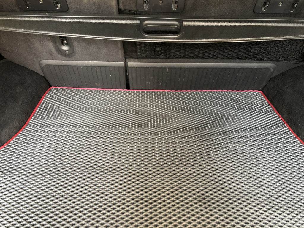 Trunk mat (EVA, black) for Jeep Grand Cherokee WJ 1999-2004 - Reelken Auto