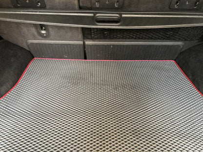 Trunk mat (EVA, black) for Jeep Grand Cherokee WJ 1999-2004 - Reelken Auto