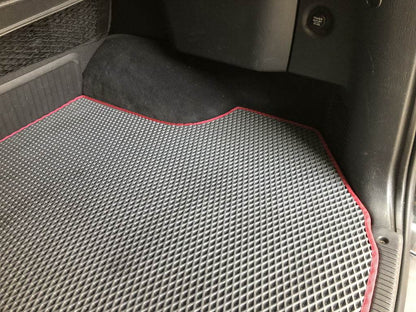 Trunk mat (EVA, black) for Jeep Grand Cherokee WJ 1999-2004 - Reelken Auto