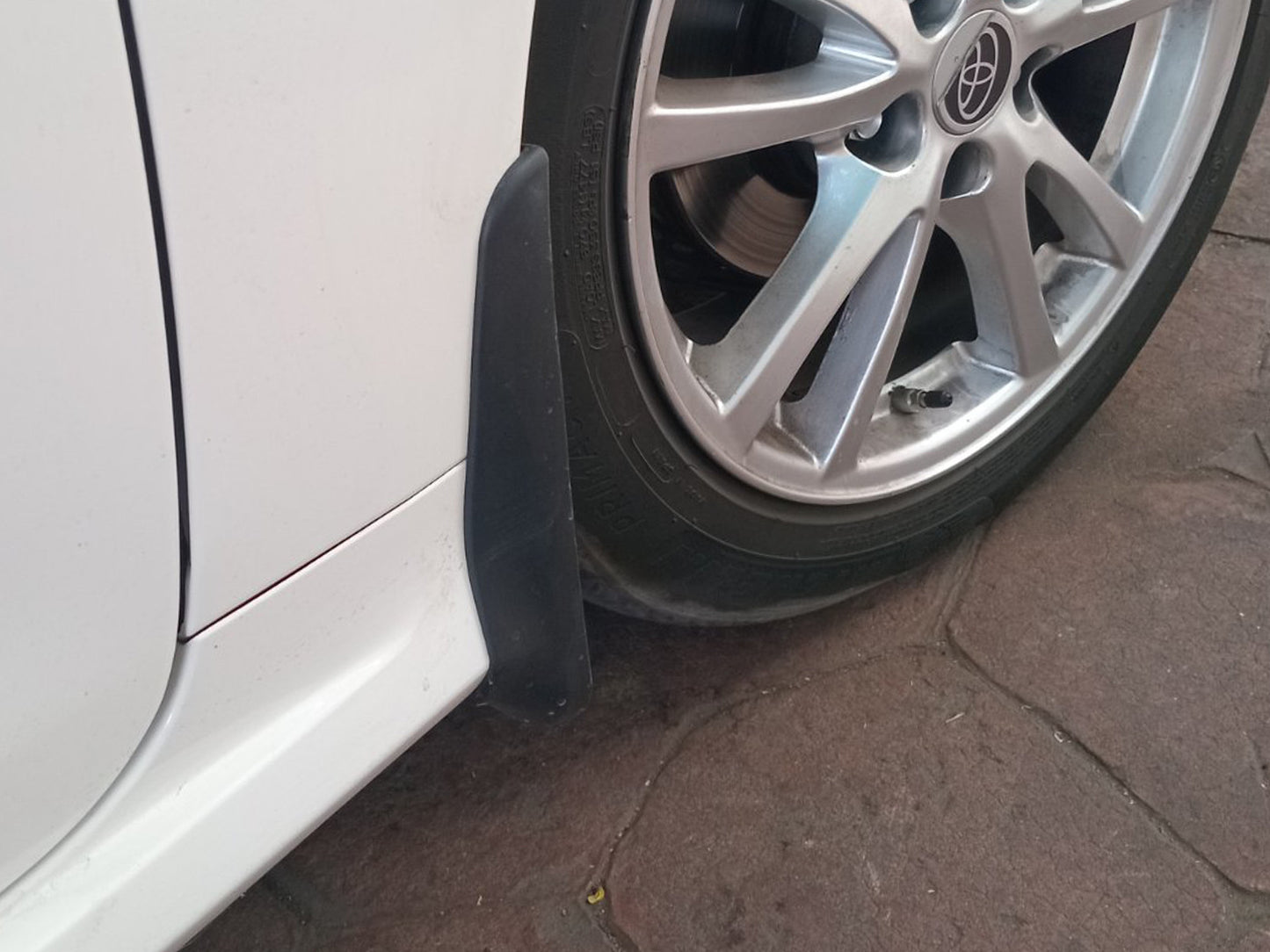 Premium Mud Flaps (EU, 4 pcs) for Toyota Corolla 2019- - image 1