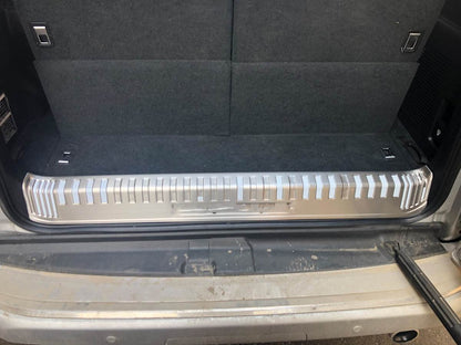 Rear inner sill pad (for 7 months) for Toyota Land Cruiser Prado 150 - Reelken Auto