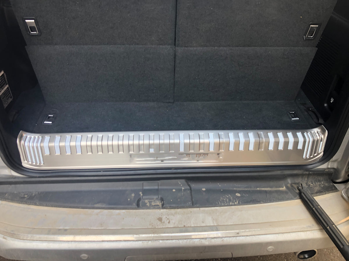 Rear inner door sill cover (for 7-seater) for Toyota Land Cruiser Prado 150 2009-2023 - image 1