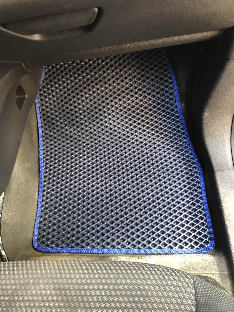 EVA floor mats (automatic, black) for Ford Connect 2014-2021 - Reelken Auto