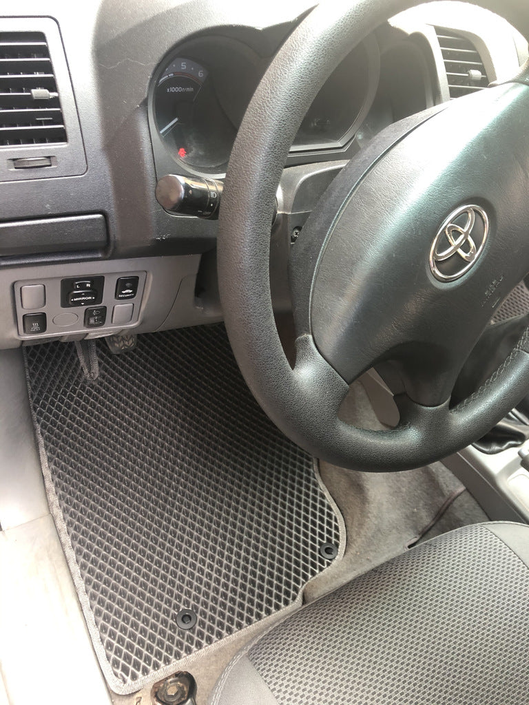 EVA Floor Mats V1 (black) for Toyota Hilux 2006-2015 - image 4