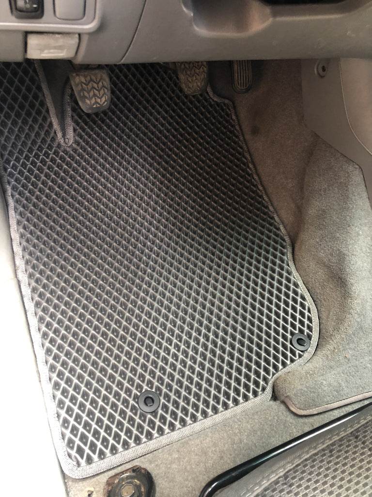 EVA mats (black) for Toyota Hilux 2006-2015 - Reelken Auto