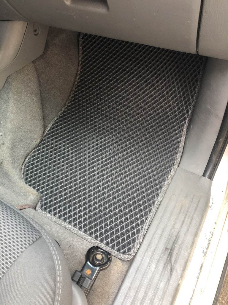 EVA mats (black) for Toyota Hilux 2006-2015 - Reelken Auto