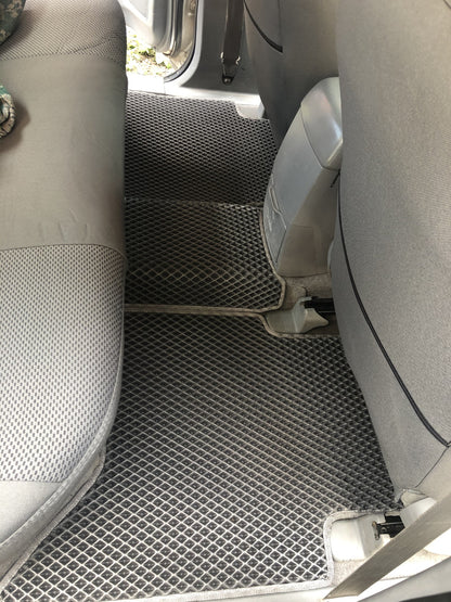 EVA Floor Mats V1 (black) for Toyota Hilux 2006-2015 - image 9