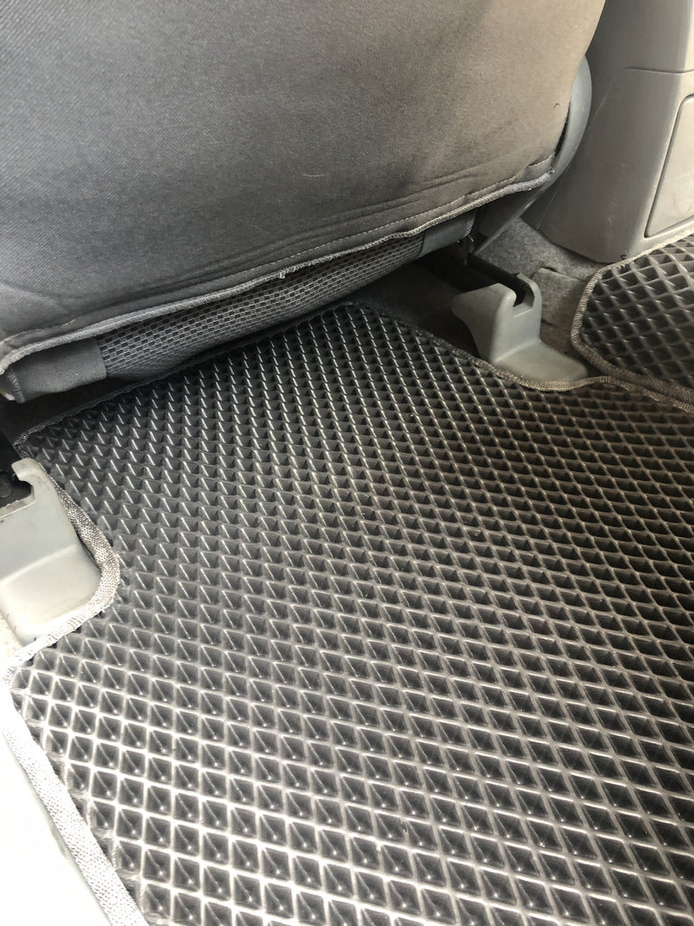 EVA Floor Mats V1 (black) for Toyota Hilux 2006-2015 - image 11