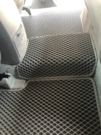 EVA mats (black) for Toyota Hilux 2006-2015 - Reelken Auto