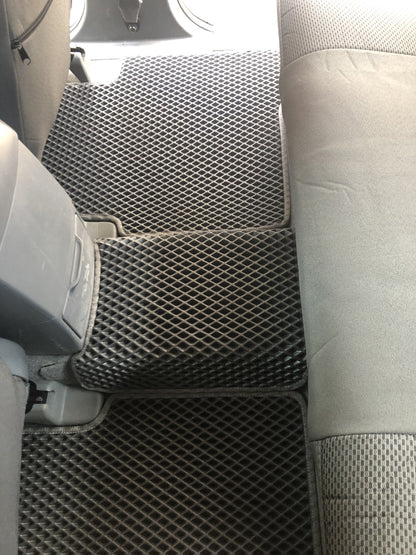EVA Floor Mats V1 (black) for Toyota Hilux 2006-2015 - image 13