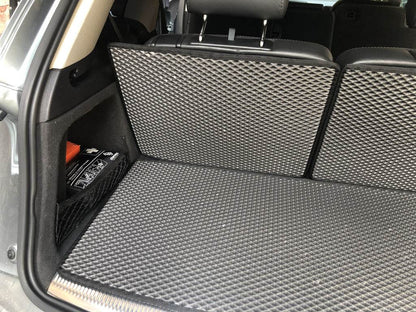 Trunk mat 3 parts (EVA, black) (7 seats) for Audi Q7 2005-2015 - Reelken Auto