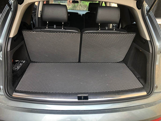 Trunk mat 3 parts (EVA, black) (7 seats) for Audi Q7 2005-2015 - Reelken Auto