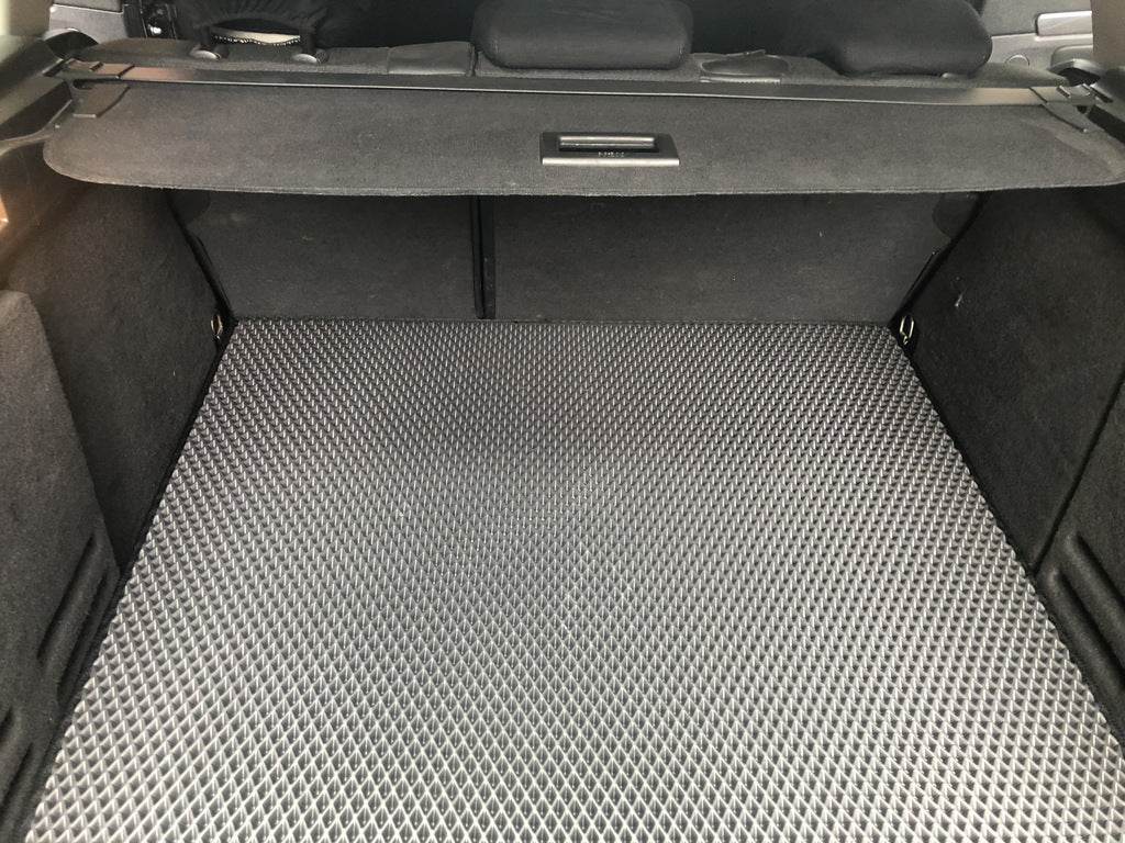 Trunk mat (EVA, black) SW for Renault Laguna 2007-2015 - Reelken Auto
