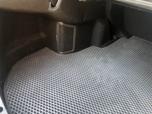 Trunk mat (EVA, black) Sedan for Mercedes E-class W211 2002-2009 - Reelken Auto