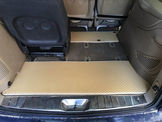 Trunk mat (EVA, beige) for Volkswagen Sharan 1995-2010 - Reelken Auto