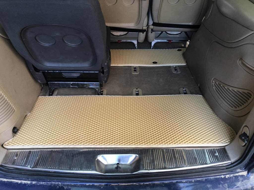 Trunk mat (EVA, beige) for Seat Alhambra 1996-2010 - Reelken Auto