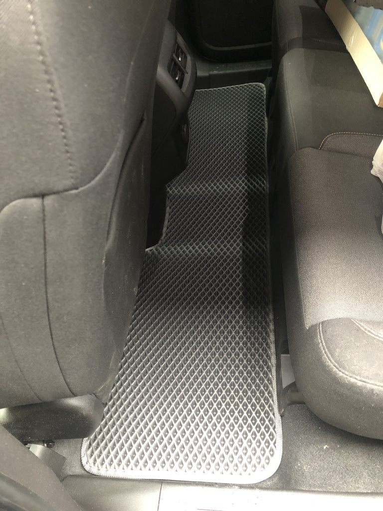 EVA Floor Mats (black) for Chevrolet Equinox 2018-2025 - image 3