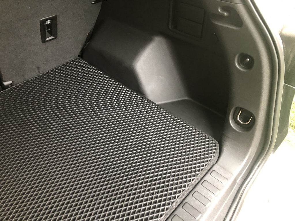 Trunk mat (EVA, black) for Chevrolet Equinox 2018-2025 - Reelken Auto