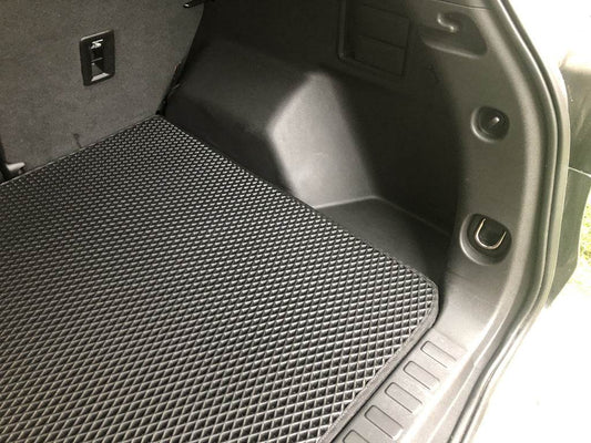 Trunk mat (EVA, black) for Chevrolet Equinox 2018-2025 - Reelken Auto