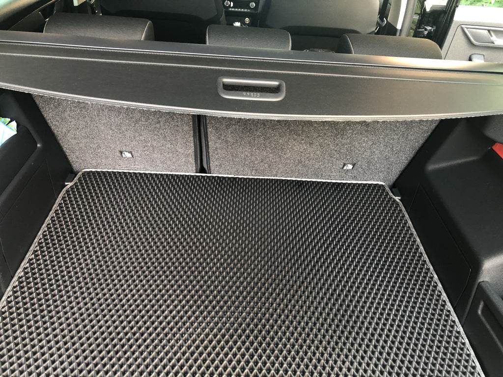 Trunk mat (HB, EVA, black) for Skoda Fabia 2014-2021 - Reelken Auto