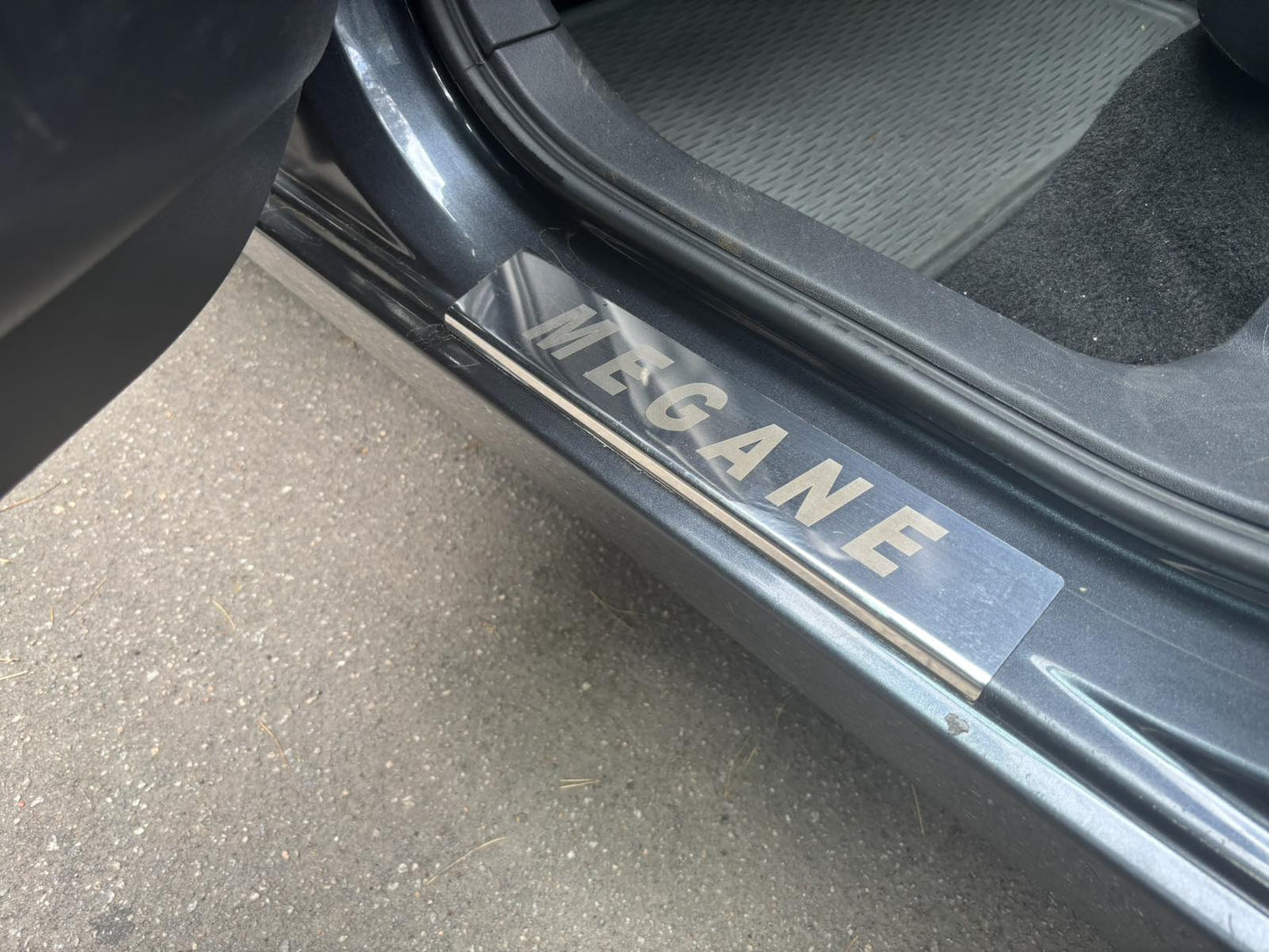 Door Sill Covers (Carmos, 4 pcs, Stainless Steel) for Renault Megane II 2004-2009 - image 3