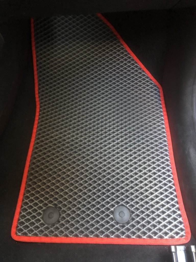 EVA mats (black) for Jeep Renegade - Reelken Auto