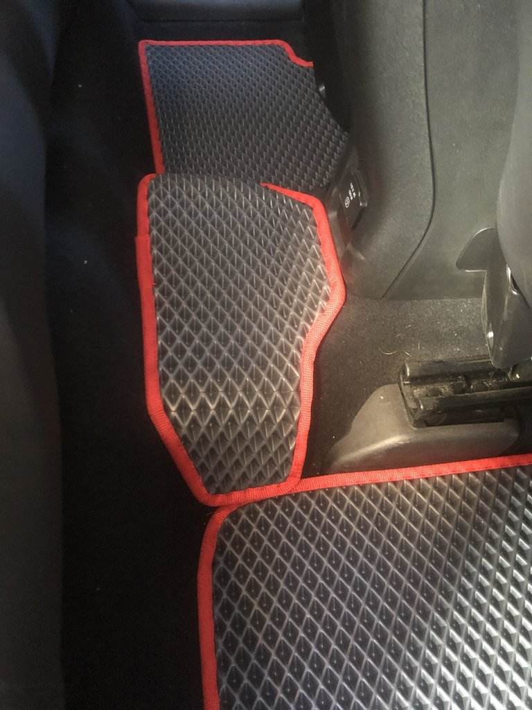 EVA mats (black) for Jeep Renegade - Reelken Auto