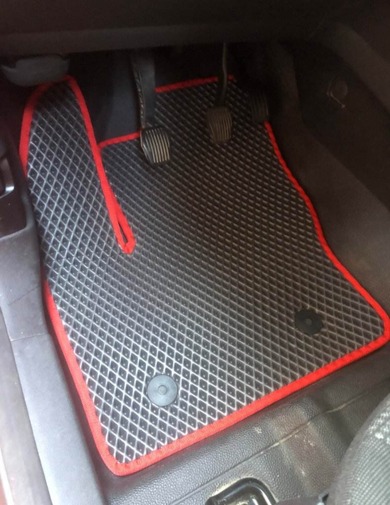 EVA floor mats (manual transmission, black) for Ford Connect 2014-2021 - Reelken Auto