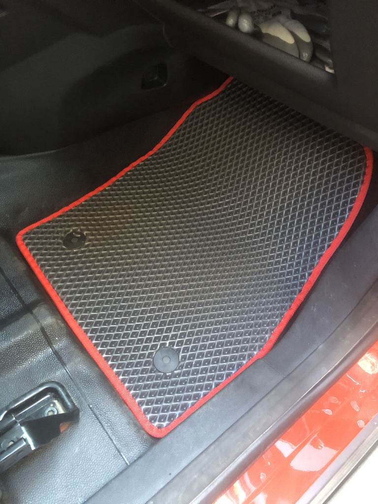 EVA floor mats (manual transmission, black) for Ford Connect 2014-2021 - Reelken Auto