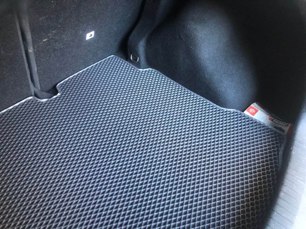 Trunk mat (EVA, black) for Nissan Qashqai 2010-2014 - Reelken Auto