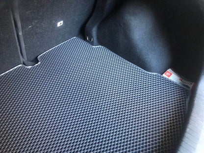 Trunk mat (EVA, black) for Nissan Qashqai 2010-2014 - Reelken Auto