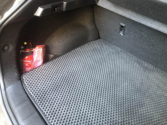 Trunk mat (EVA, black) for Nissan Qashqai 2014-2021 - Reelken Auto