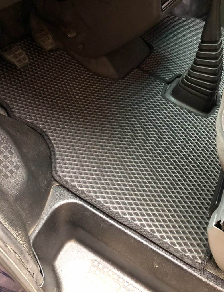 EVA mats (black) for Volkswagen T4 Transporter - Reelken Auto