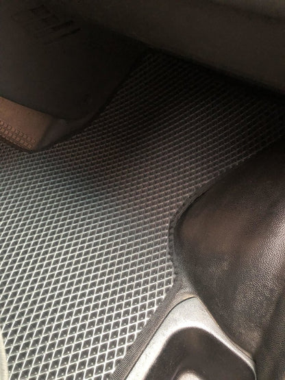 EVA Floor Mats (black) for Volkswagen T4 Caravelle/Multivan 1990-2003 - image 3