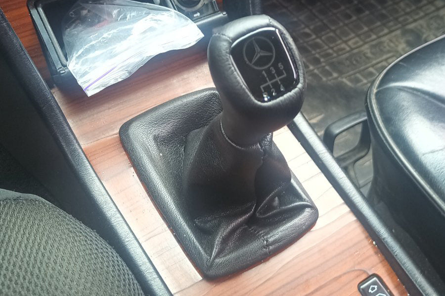 Gear Shift Knob V3 (Leather) for Mercedes E-сlass W124 1984-1997 - image 1