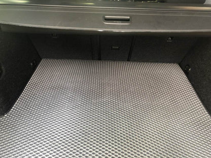Trunk mat SW V-4 (EVA, black) for Skoda Octavia III A7 2013-2019 - Reelken Auto