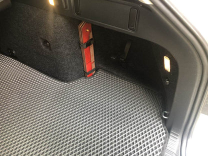 Trunk mat SW V-4 (EVA, black) for Skoda Octavia III A7 2013-2019 - Reelken Auto