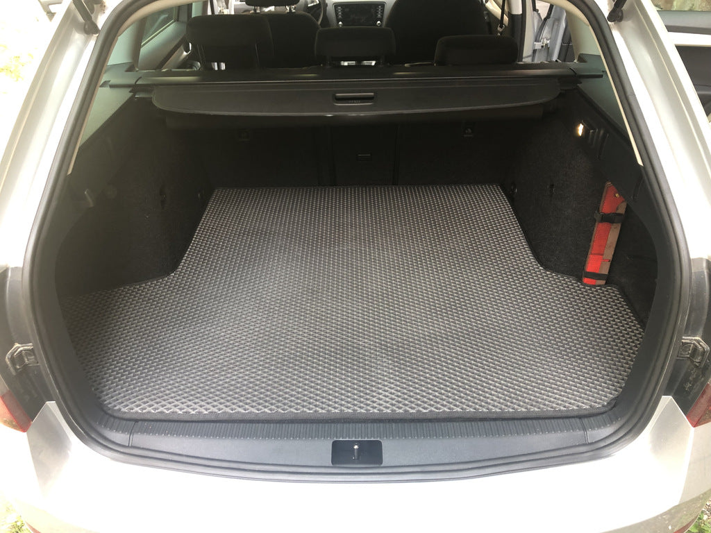 Trunk Mat SW V-4 (EVA, Black) for Skoda Octavia III A7 2013-2019 - image 1