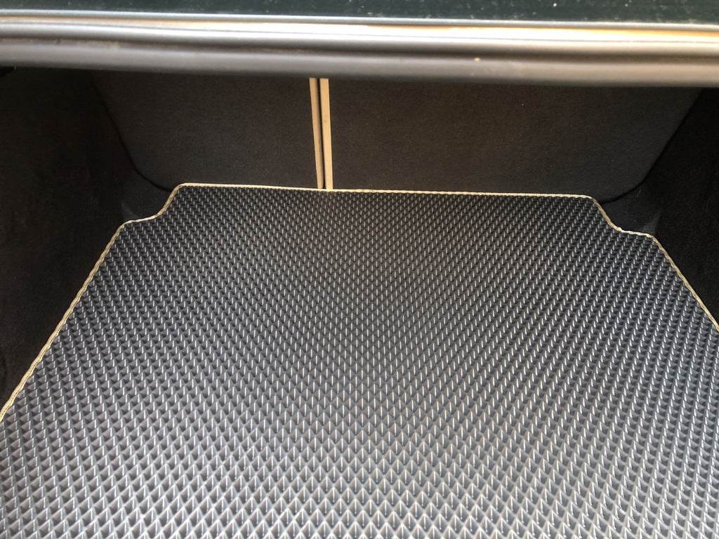 Sedan boot mat (EVA, black) for Audi A4 B8 2007-2015 - Reelken Auto