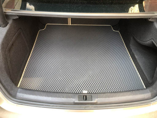 Sedan boot mat (EVA, black) for Audi A4 B8 2007-2015 - Reelken Auto