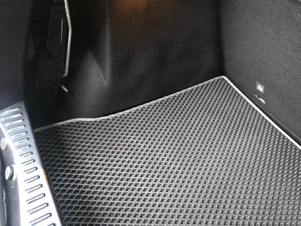 Trunk mat (EVA, black) for Dacia Sandero 2013-2020 - Reelken Auto