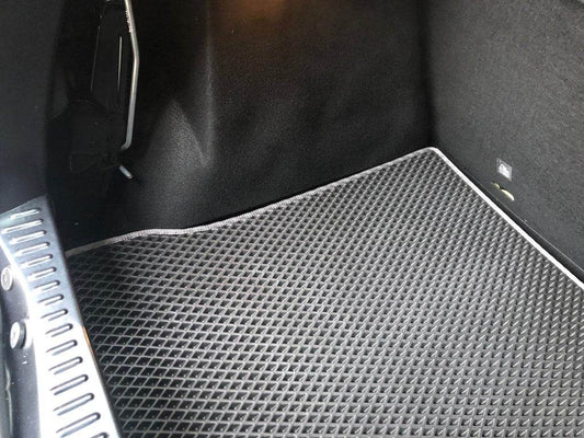 Trunk mat (EVA, black) for Dacia Sandero 2013-2020 - Reelken Auto