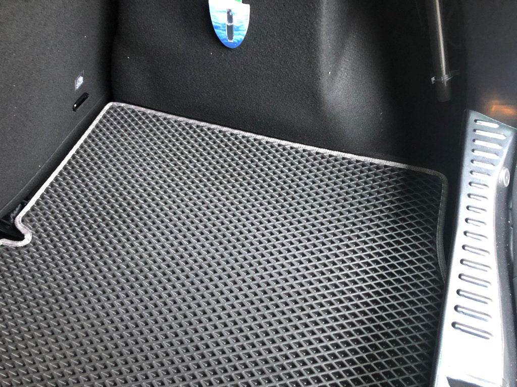Trunk mat (EVA, black) for Dacia Sandero 2013-2020 - Reelken Auto