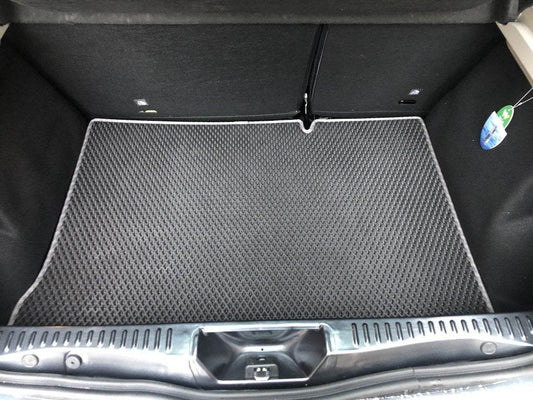 Trunk mat (EVA, black) for Dacia Sandero 2013-2020 - Reelken Auto
