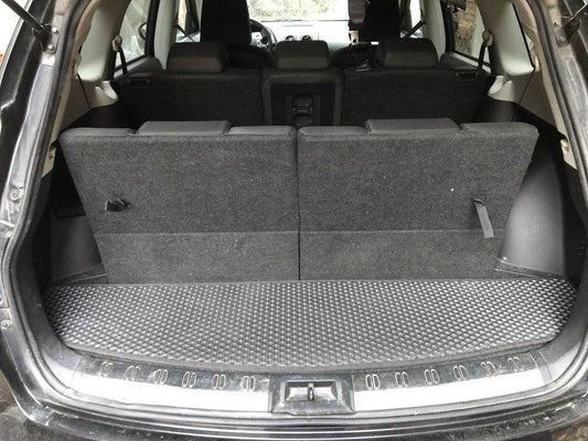 Trunk mat for +2 (short, EVA, black) for Nissan Qashqai 2007-2010 - Reelken Auto